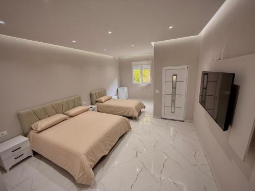 Diber House | Selami GuestHouse
