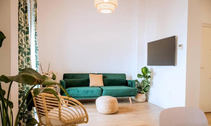 La Palmera-Reina Mercedes Apartment | Selecta Apart ideal y facil parking en la calle