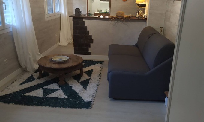Saint-Andre-de-Valborgne Apartment | SELF-CONTAINED STUDIO IN THE HEART OF THE CEVENNES WITH PRIVATE WATERFALL