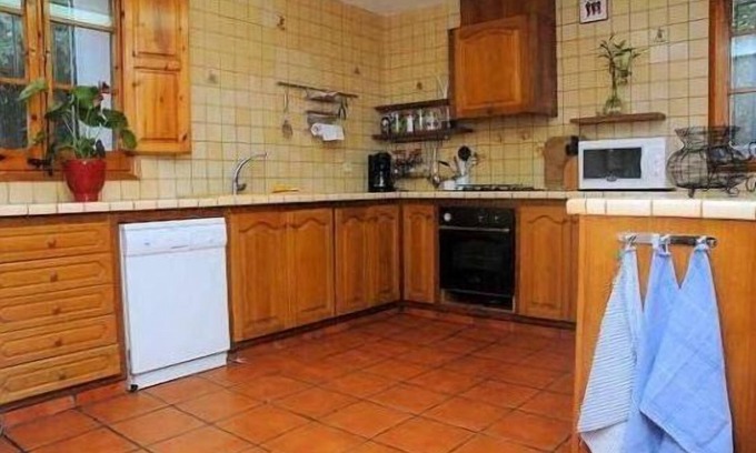 Bigues I Riells Cottage | Self catering La Polvorería for 10 people