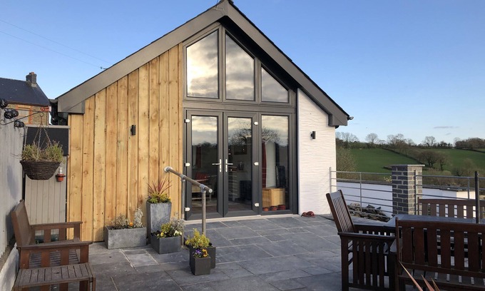Carmarthen Cottage | Self Catering Rural Cottage in Carmarthenshire