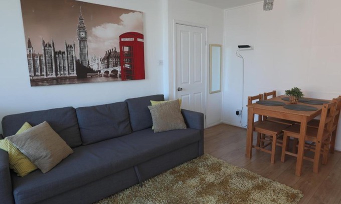 Faraday Apartment | Self contained 2 Bedroom flat in Southwark