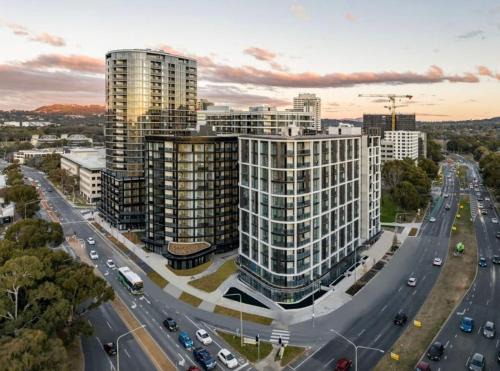 Phillip Apartment | Self-Contained Apartment in Woden By Serain
