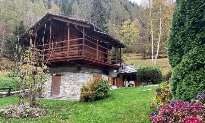 Gaby Ski Chalet | Self-contained chalet with garden and all amenities. Preference x seasonal rental
