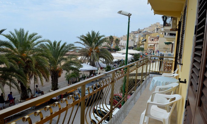 Marinella di Selinunte House | SELINUNTE SEAFRONT APARTMENT