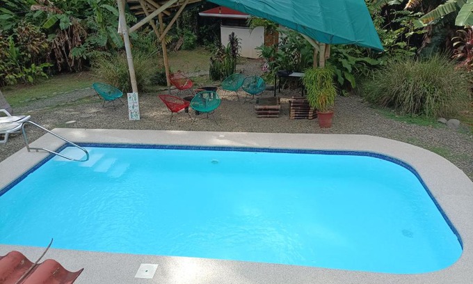 Quepos House | Selva Linda Lodge jungle wildlife vue and birdwatching