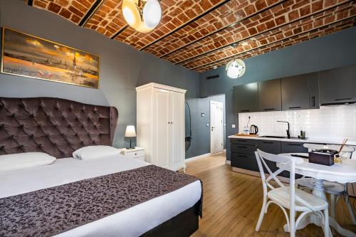 Karakoy Hotel | Selvese Suites, Serviced Living in Galata