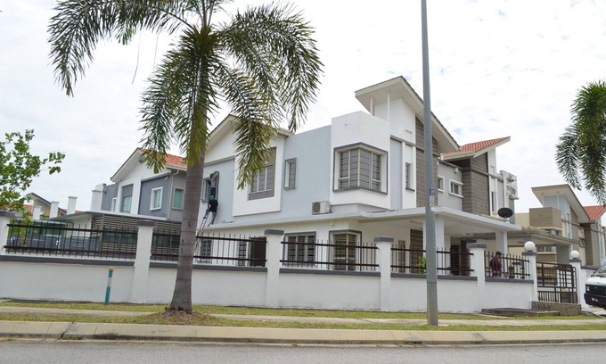 Puchong House | Semi detached house at Puchong