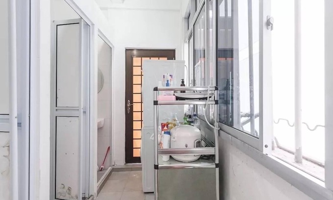 Lavender Apartment | Semi-Ensuite with Balcony ONE occupant, 5min to lavender MRT (Not for tourist)