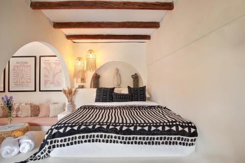 Dyanapura House | Seminyak Beach Bungalow Studio Villa 1 with private pool SBB1