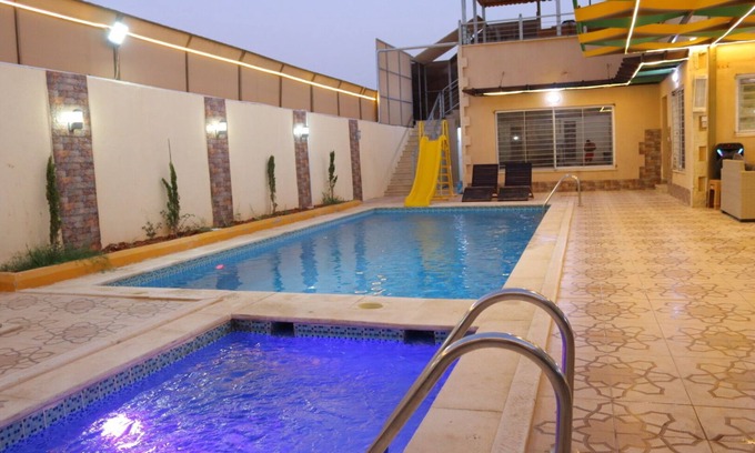 Al-Maghtas Ski Chalet | Sendebad chalet 3 bedroom with two swimming pool in Deaad sea