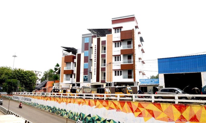 Tiruchirappalli Hotel | Sendhuran Residence