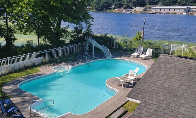 Baldwinsville House | Seneca Riverfront Spa! Hot tub, Pool + Sauna. Deep Water Docks and boat launch!