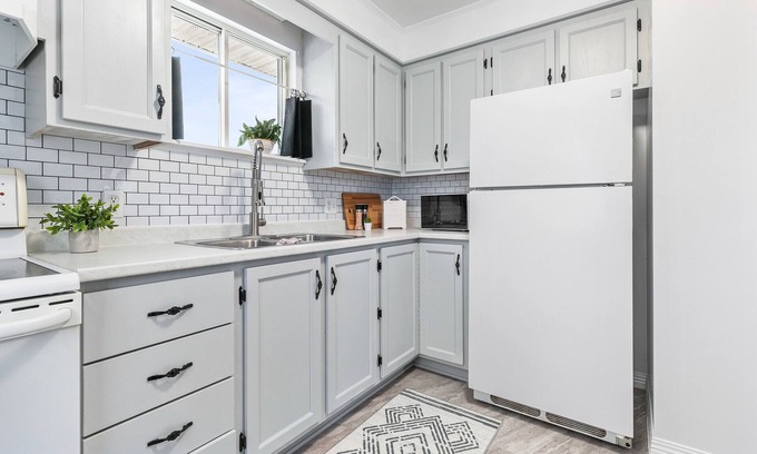 East Hants House | Sensible Suites Full Home 10 mins to Airport