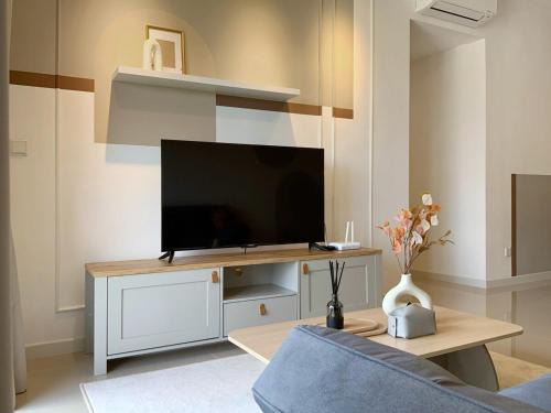 Kajang Apartment | Sensory Southville Bangi Lux Condo