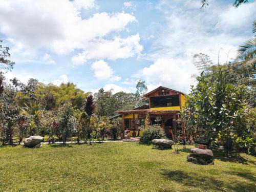 Mindo House | Senz Chalet Riverside - Mindo