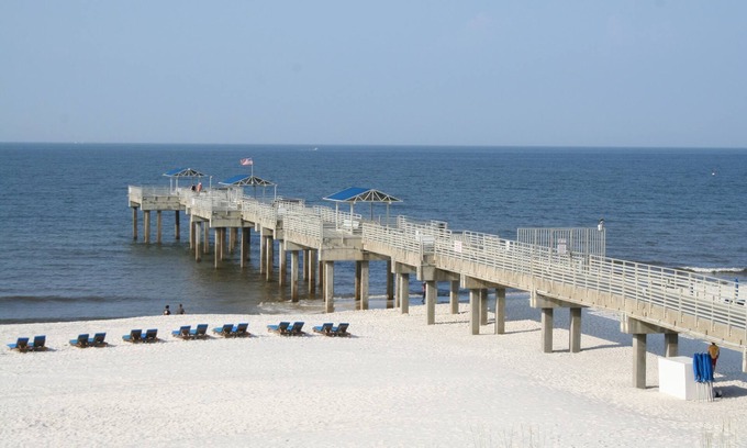 Orange Beach Condo | Sept 1-6 AVAILABLE Owner Managed Four Seasons 302E Private Pier - reduced rate