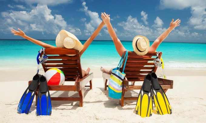 Punta Cancun Condo | SEPT NOV SALE Amazing Beach Front Apartment, 3 BDRMS, 3 Baths, Sleeps 8,