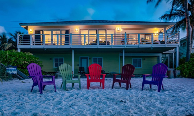Anna Maria House | SEPT,-OCT. SPECIALS, BEACHFRONT, PRIVATE BEACH ON THE WATERFRONT, Bring your dog