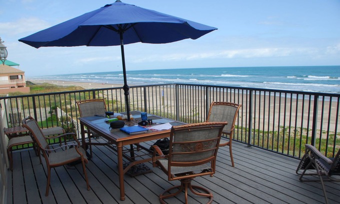 South Padre Island House | SEPT SALE LAST MIN DEAL. BEACHFRONT, AWESOME VIEW, HEATED POOL & PET FRIENDLY