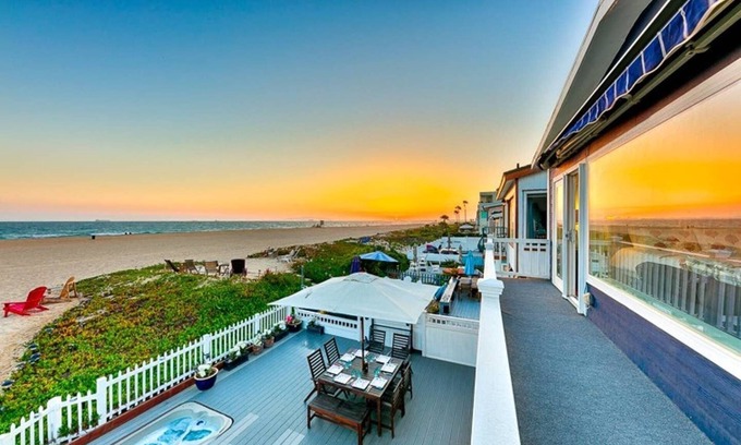 Sunset Beach House | September 10% OFF - Waterfront Beach Home w/Amazing Views, Jacuzzi + Deck