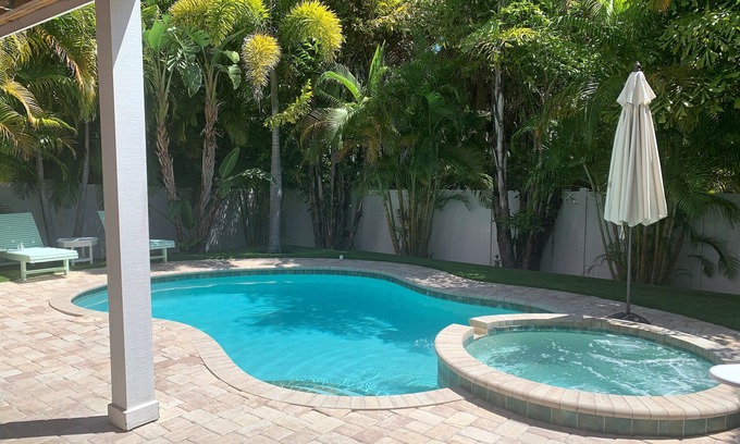 Anna Maria House | September Golf Cart Special