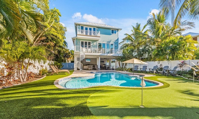 Anna Maria House | September Golf Cart Special