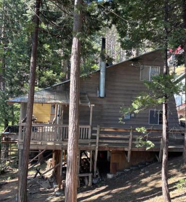 Posey House | Sequoia National Forest CabinK
