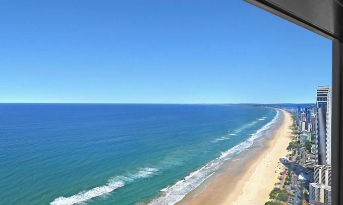 Surfers Paradise Apartment | Serain Residences on 88 Esplanade