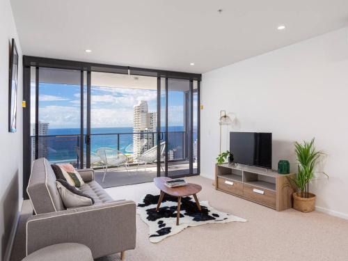 Broadbeach Apartment | Serain Residences on Qube