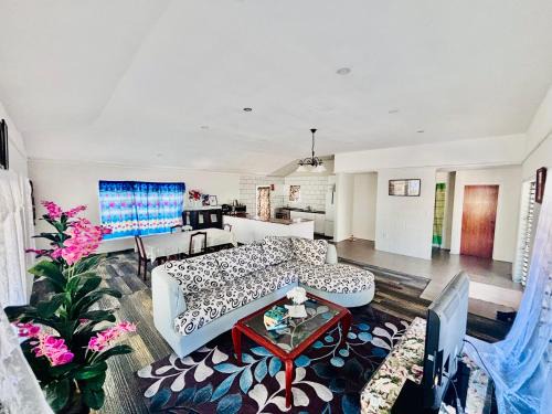 Nuku'alofa House | Seralee Guesthouse