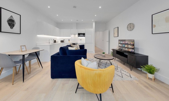 Canbury Apartment | SERCASA ~ Appletree Court ~ Kingston {dos}