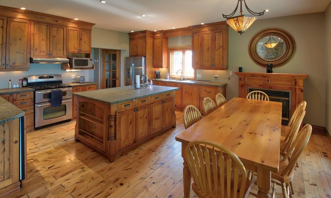 Dashwood Cottage | Serenade Cottage – Your Lakeside Getaway on Lake Huron