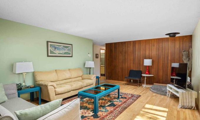 Fox Hollow House | Serene and Private Retreat, Huge Deck Nestled in the Trees, Close to UofO Campus, Football, and More