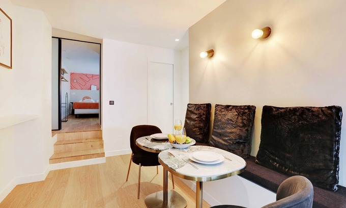 Quartier Saint-Ambroise Apartment | Serene apartment for 6p near the Marais
