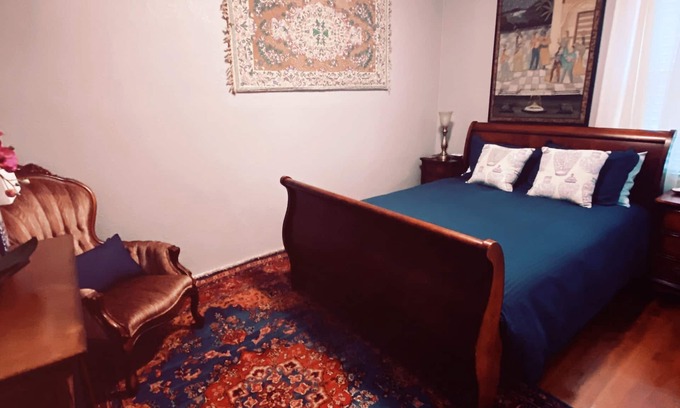 Claremont House | Serene & Charming Private Suite Patio ~ Upscale Berkeley