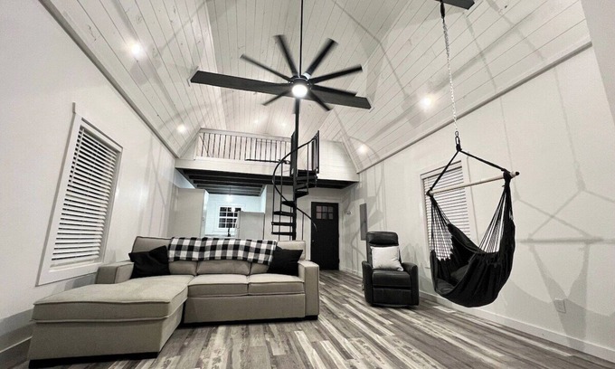 Monticello Cottage | Serene Cottage on 18 Acres Close to Lake Cumberland