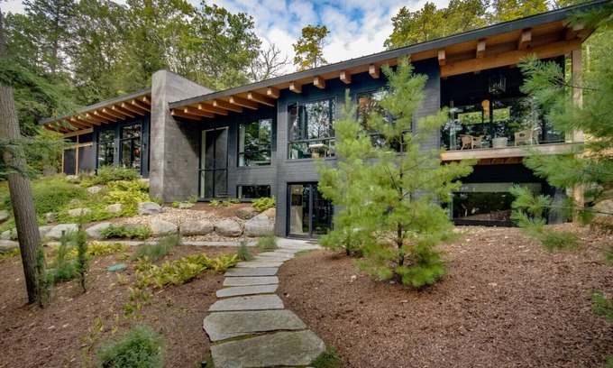 Lake of Bays Apartment | Serene Escape, Lake of Bays