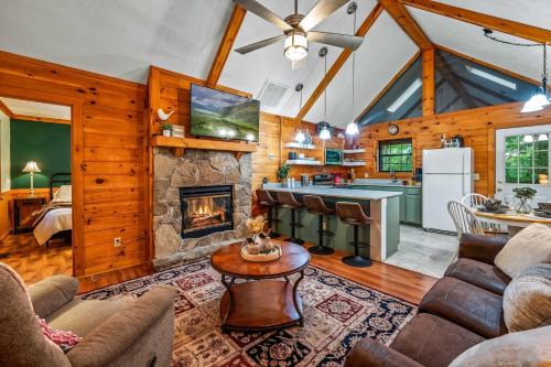 Pigeon Forge House | Serene Escape Minutes from Smoky Mountain Fun