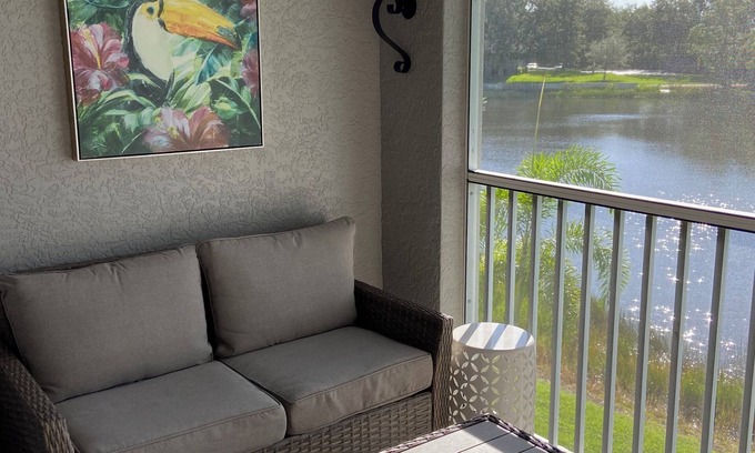 Bonita Shores Condo | Serene Getaway-5min to ocean. Bonita Springs/Naples.