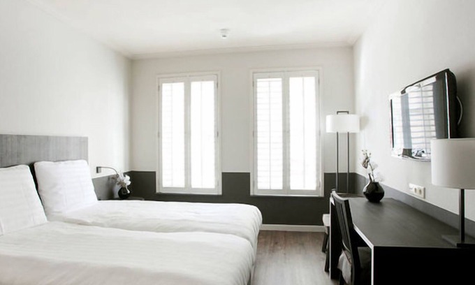 Municipality of Huizen House | Serene Haven w/Onsite Dining | Near Naarderbos Trails & Huizer Museum