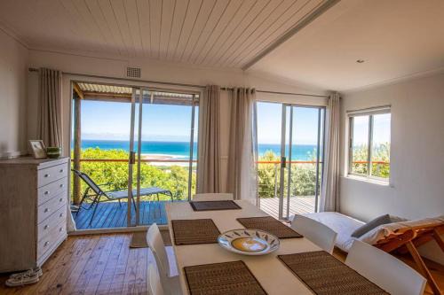 Cape Peninsula House | Serene Hide-Away with ocean views.