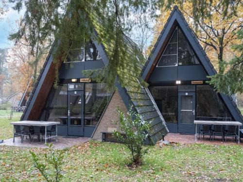 Stramproy House | Serene Holiday Home in North Limburg in the Forest
