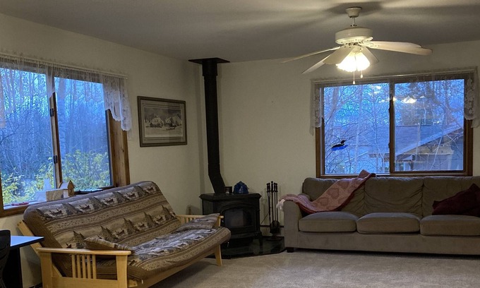 Wasilla House | Serene home with open yards and spaces