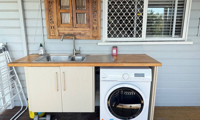 Boondall House | Serene loft - close to Airport