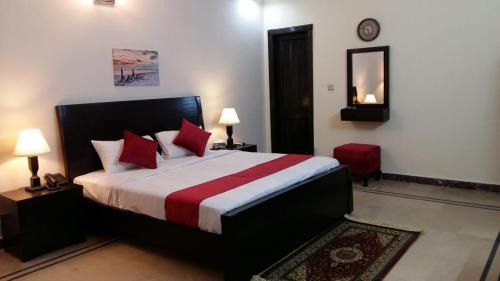 E-11 Sector House | Serene Residence