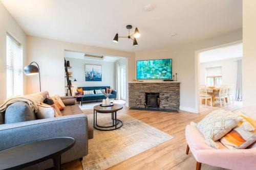 Dingle House | Serene Retreat Dingle