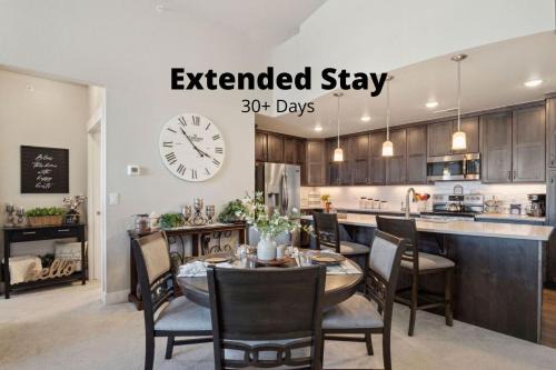 Windsor Apartment | Serene Retreat with Hot Tub, Sauna, Pool & Gym