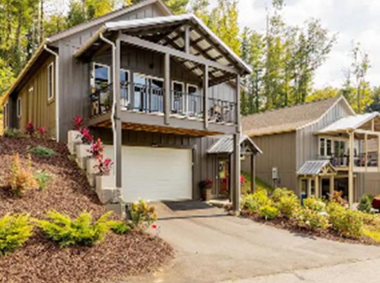 Boone Villa | Serene Rustic Farmhouse Mountain Cottage (Sleeps 4)