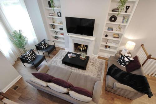 Washington House | Serene Settler - Capitol Hill